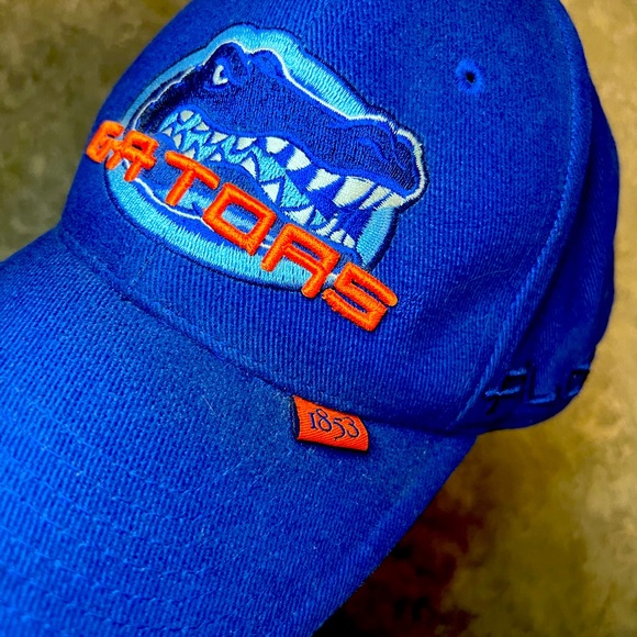 Florida Gators Baseball Cap - Captain’s Collection Velcro Adjustable Size - Picture 1 of 10